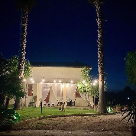 فيلا Borgo Casinello مارينا دي بيستيتشي المظهر الخارجي الصورة